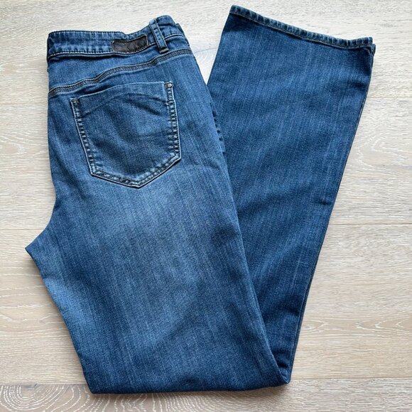 DKNY Soho Boot Jeans - Picture 4 of 4